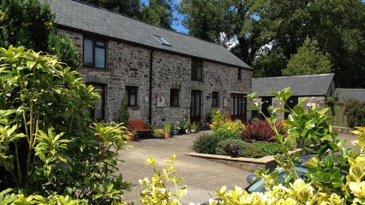 Petrock Holiday Cottages Newton Saint Petrock Экстерьер фото